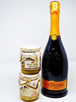 Bubbles Happy Hour